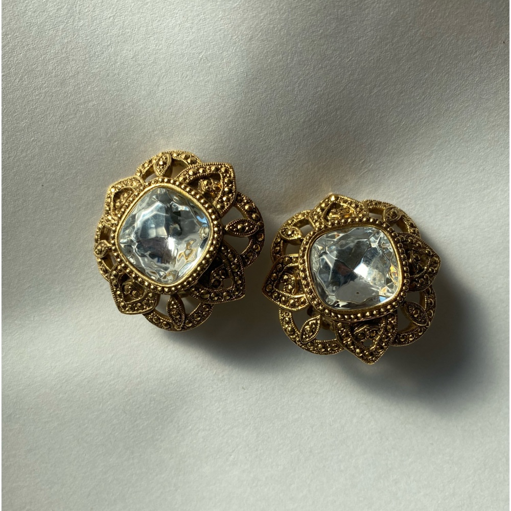 Vintage Avon Crystal Clip On Earrings Antiqued Gold Tone Beautiful!